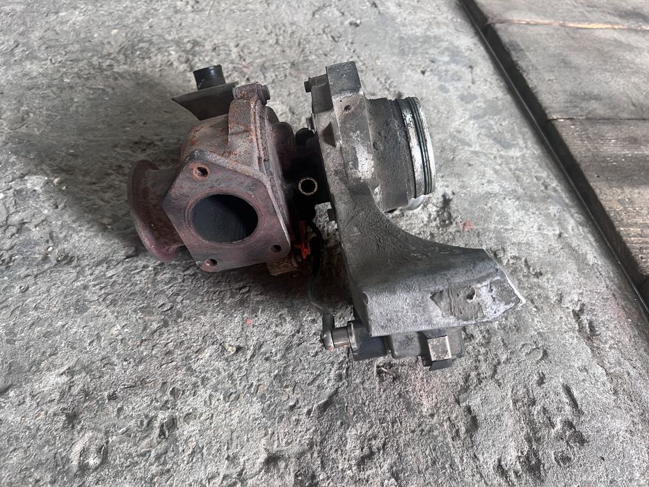 Turbina Bmw E90 E87 318d 118d N47 143cp