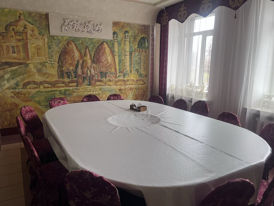 Продам действубщее кафе