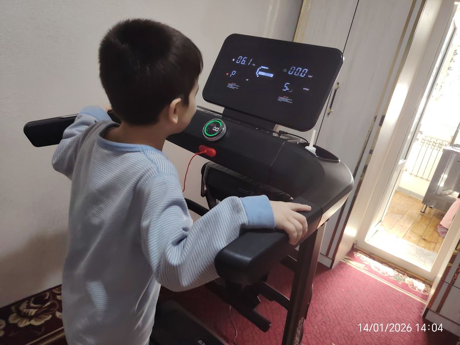 Yugurish yoʻlagi, Беговая дорожка (Begovaya dorojka)