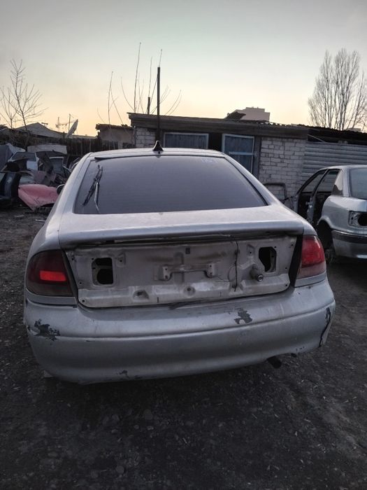 Продам мазду кронос по запчастчм