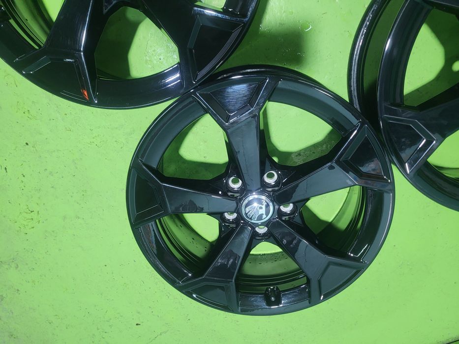 17 5x112 Skoda лети джанти 5х112 шкода