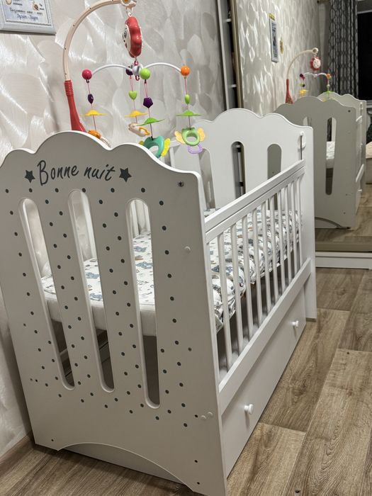 Продам детский манеж с комодом