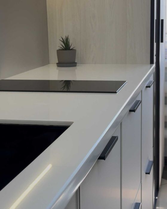 Кухонный гарнитур из шоу рума