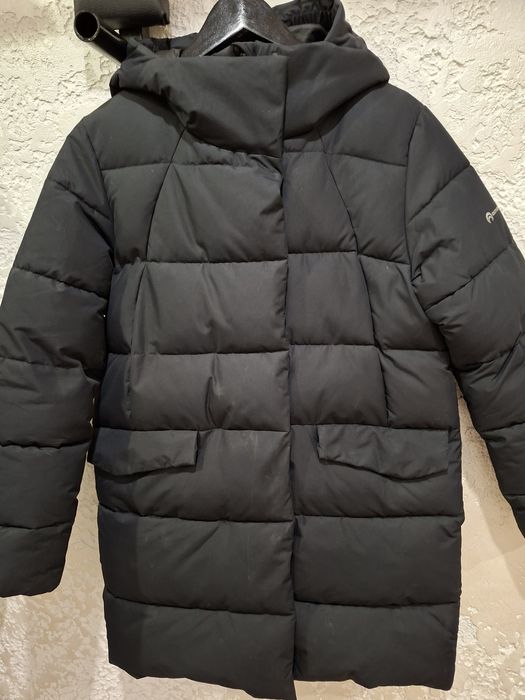 Продам детский зимний пуховик