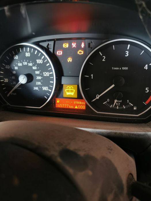 Bmw seria 1 e87 dezmembrez 96000 mille