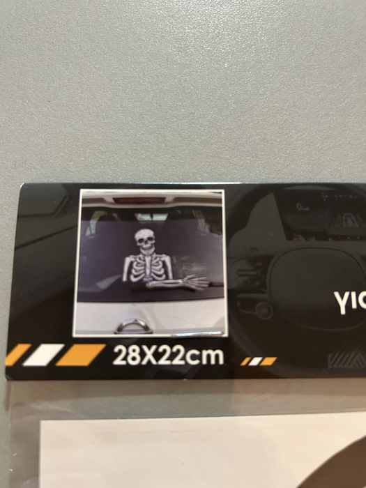 Стикери за задно стъкло на кола