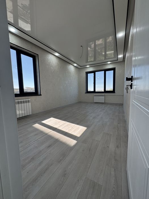 5 хона 5-этаж.105кв.м. 7 мкр.Собиқ домбита олдида. Евро ремонт.740 млн