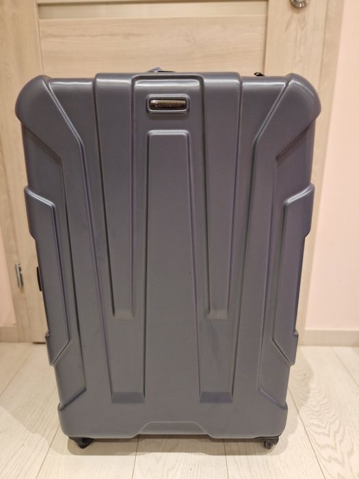 Чисто нов  куфар на Samsonite - 76 см