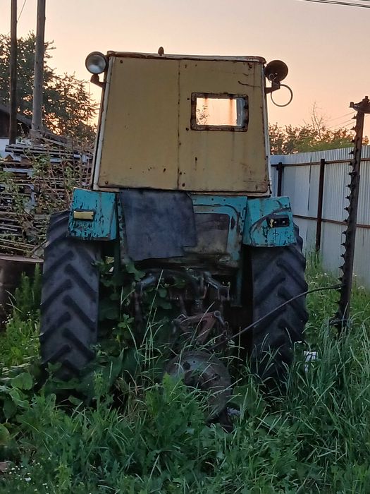 Продаю трактор ЮМЗ