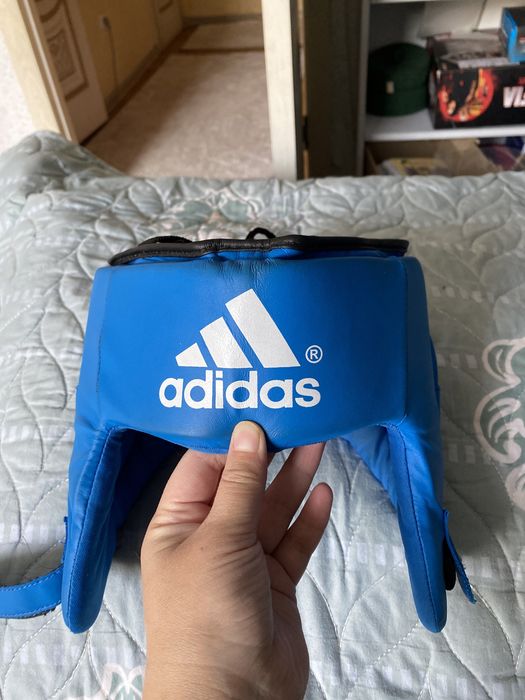 Шлем Адидас, продается