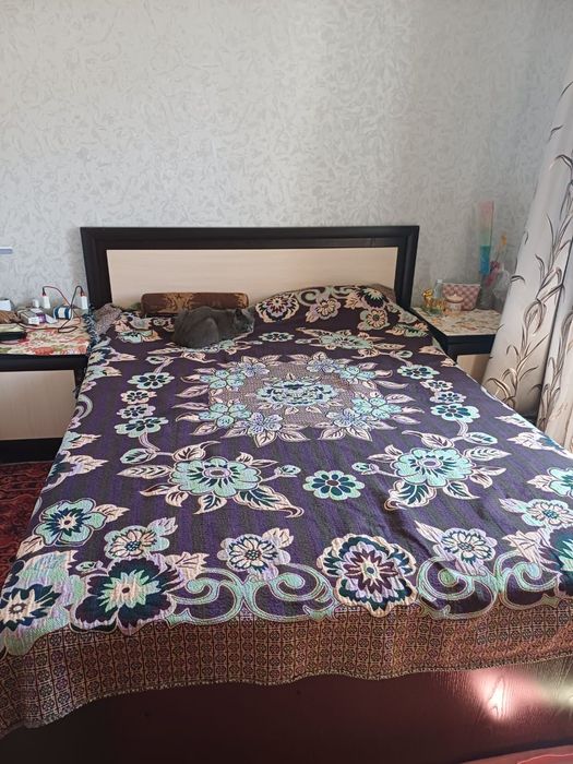 Продам кровать двухспальную