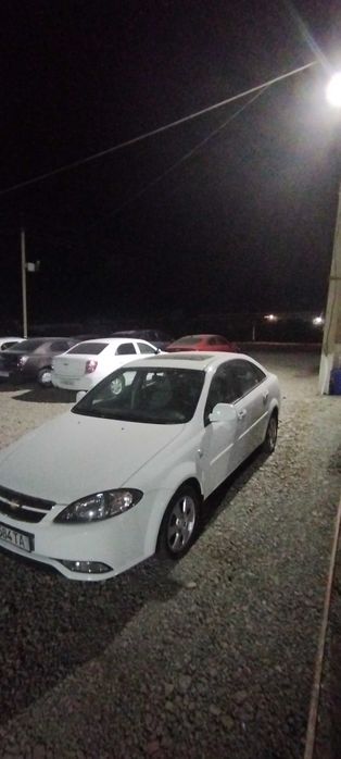 Jentra avtomat, lyuk, oq rang, 2023 yil, probeg 10500 km toza. Urganch