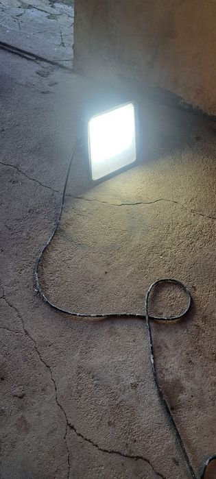 Proiector WURTH pentru santier