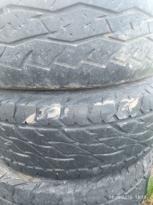 Продам шины комплект