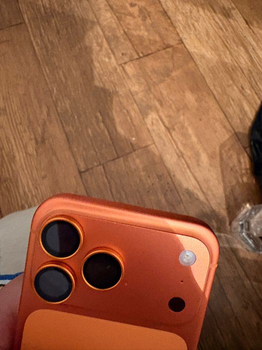 Iphone 17 Pro Max Cosmic Orange