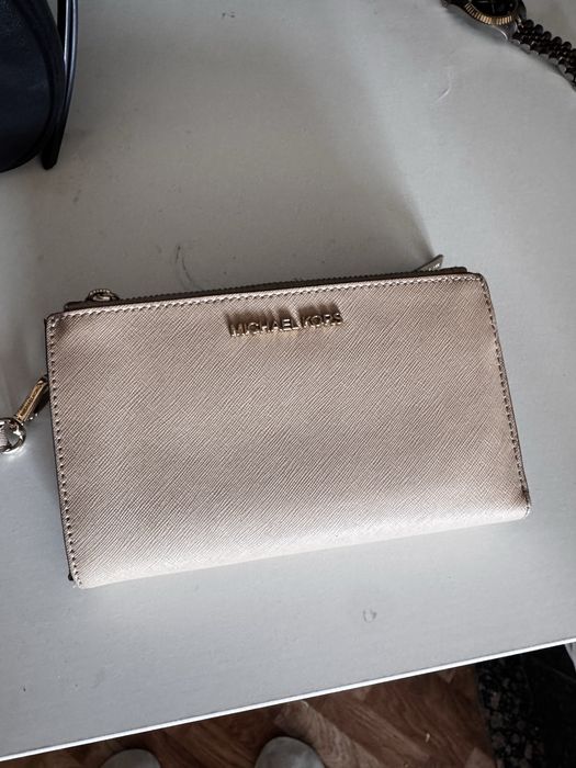 Продам кошелёк оригинал Michael Корс