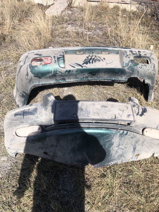 Продаю бампера крайслера