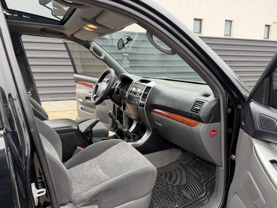 Toyota Land Cruiser J12-3.0d-2006-cutie manuala/2Usi-Variante Auto!