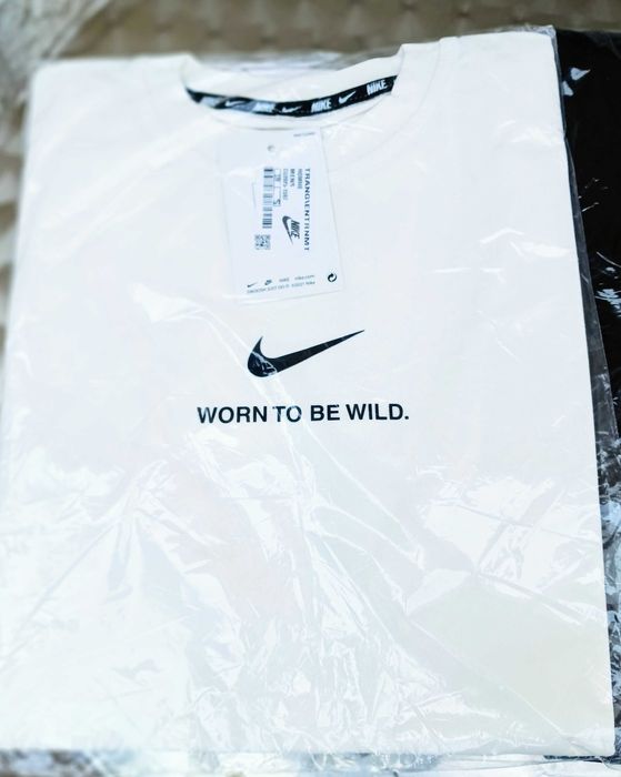 Nike Unisex T-shirt, Worn to be Wild & Classic