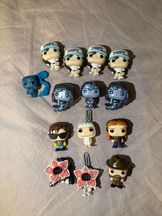 stranger things kinder joy