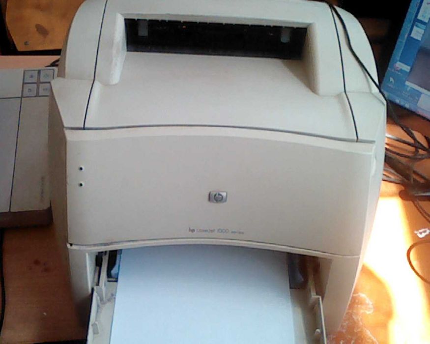 Принтер hp 1000 ва  Epson сканер