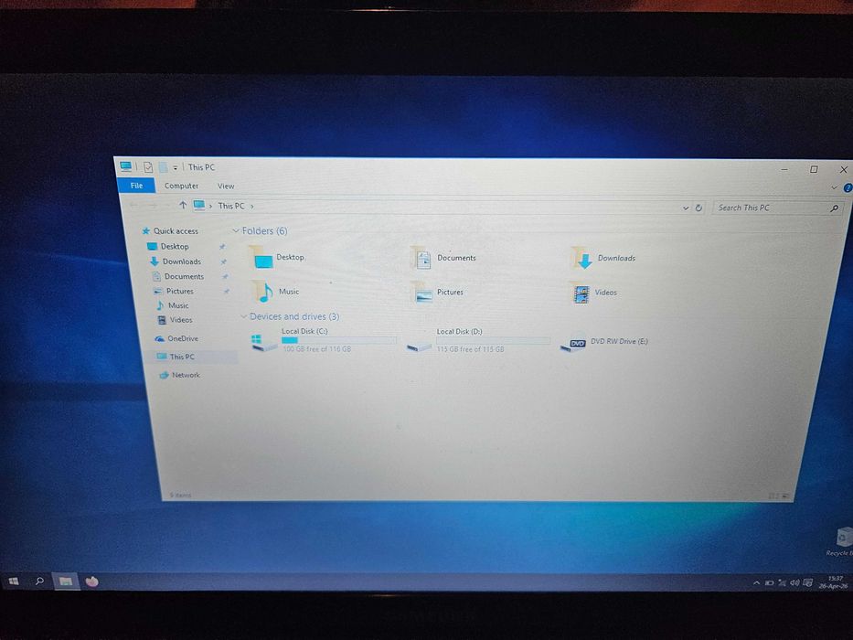 Vand laptop de buget,pentru nepretentiosi