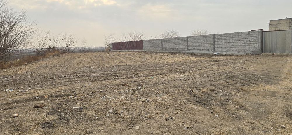 Куйчирчикский район, база, 59 соток, 900м2 ангар, ориентир Аккурган