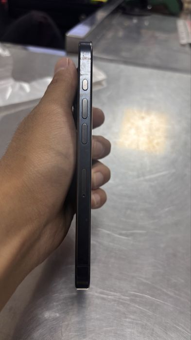 iPhone 15 pro 256гб