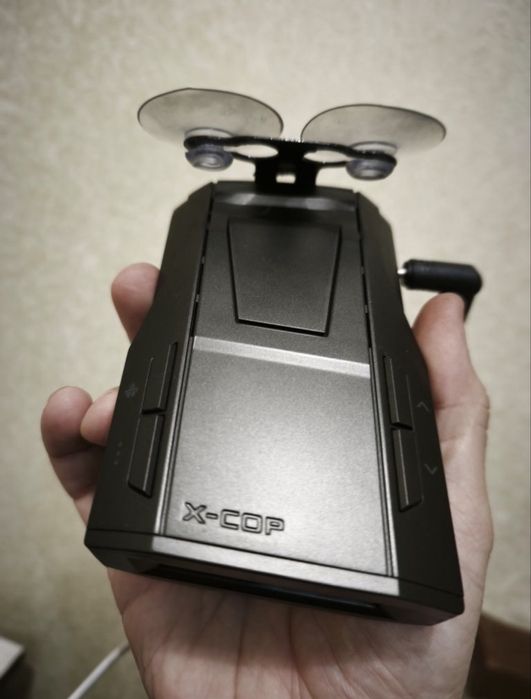 Neonline 7700 Radar sotiladi 100% kanplekt