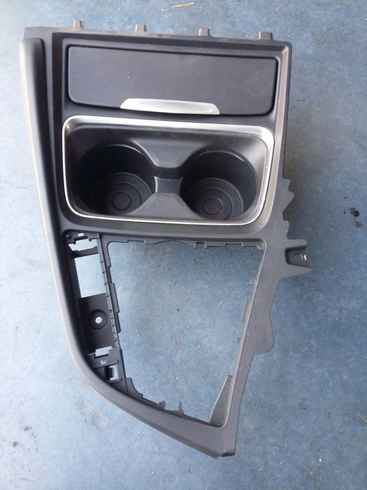 Suport pahare bmw f30  LCI