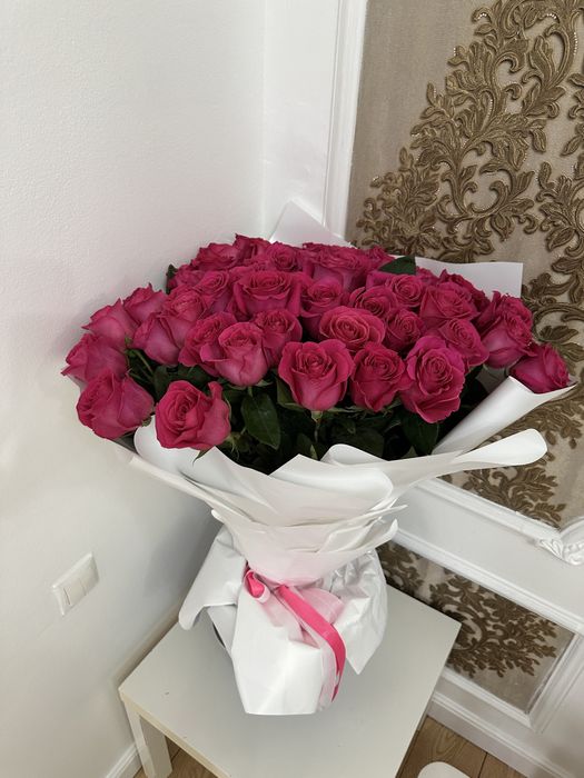 Крвсивый букет роз