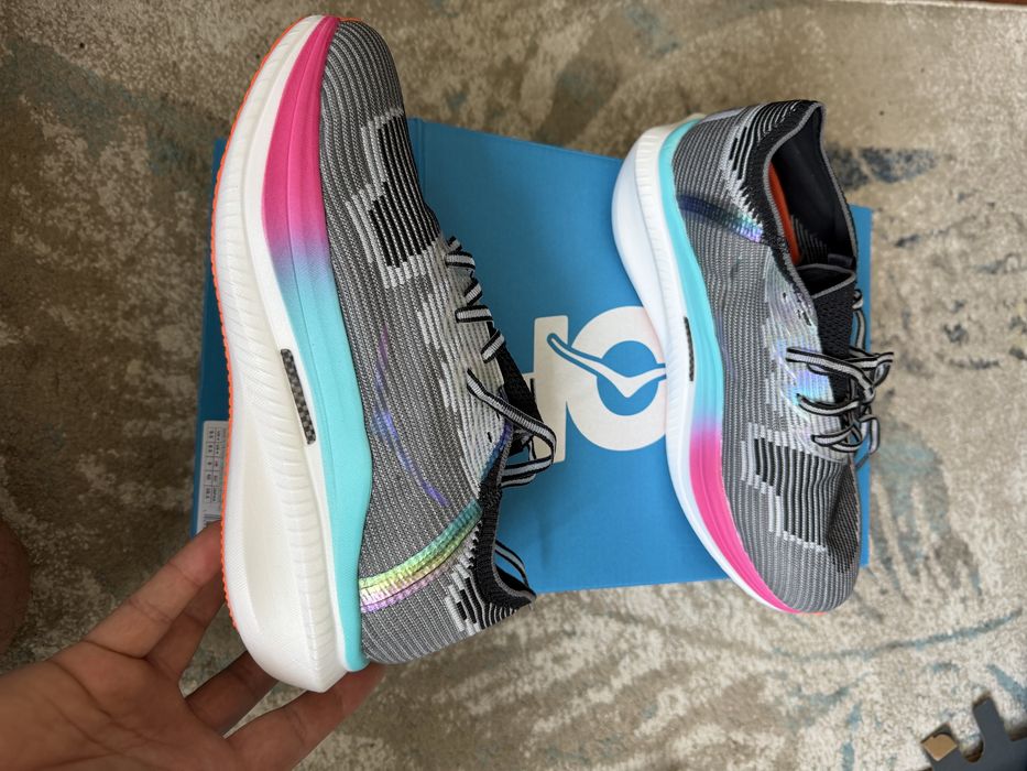 Adidasi Hoka Cielo X1. Size 41,42 ,43