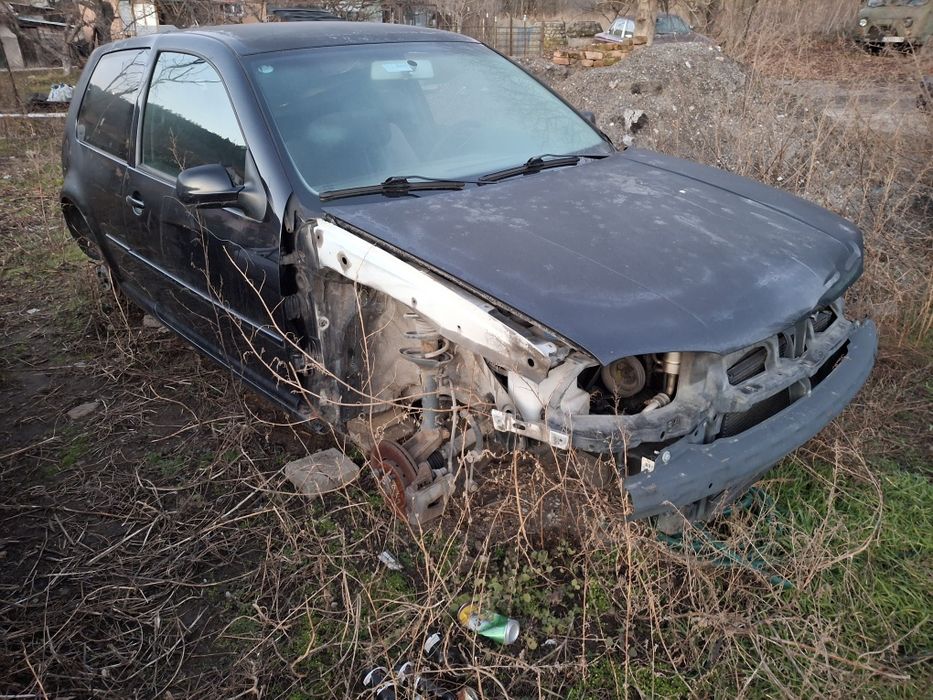 Фолксваген Голф4   1,6 16v. Volkswagen Golf 4  1,6  16V.  На части.