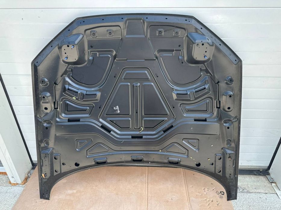 Capota motor noua originala Audi A8 4N D5