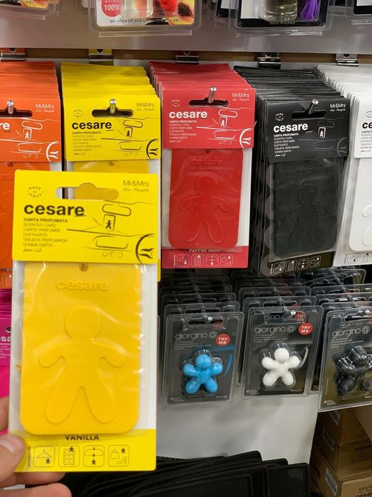 Mr&Mrs asvijitel italyanski original Cesare