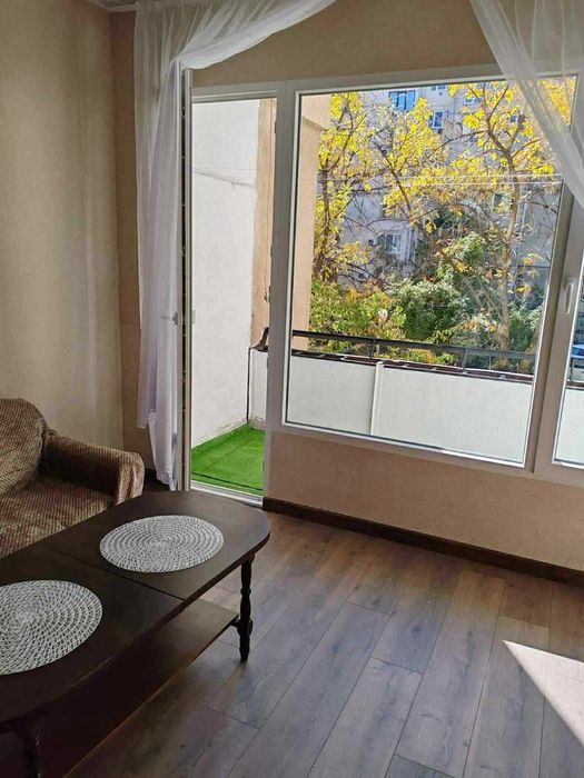 Дава се под наем Двустаен апартамент в София, Бъкстон - 68 кв.м за 509.49 € - Снимка #2