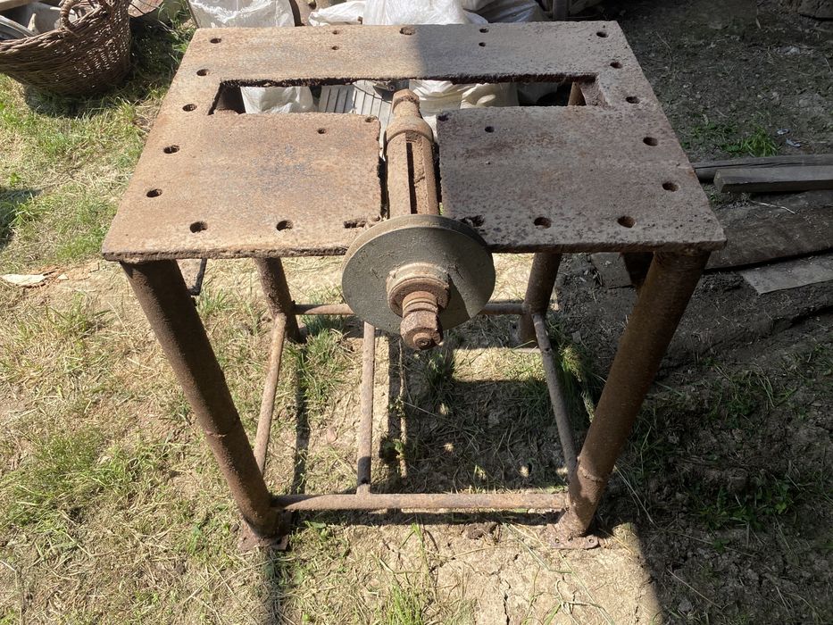 Masă abric, polizor, masă de tăiat lemne