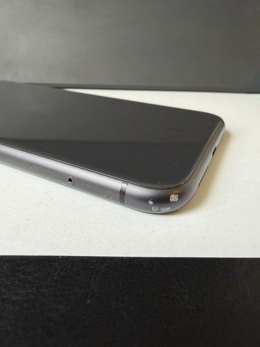 BPFR* iPhone 11 128GB