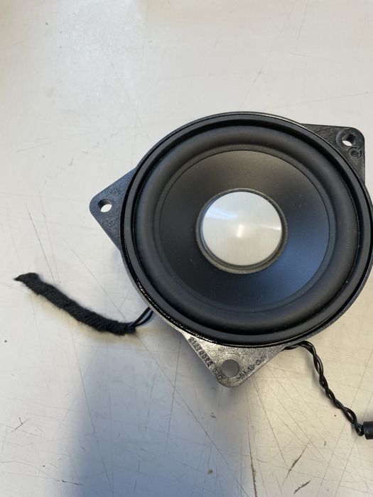 Boxe bmw harman kardon