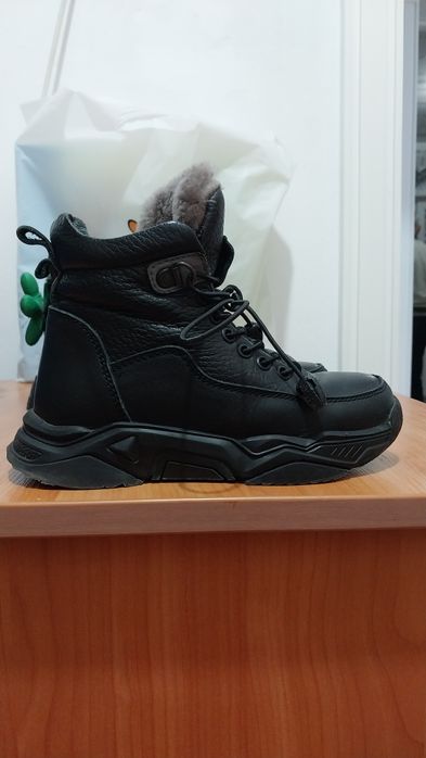 Қыстық етік. Таза