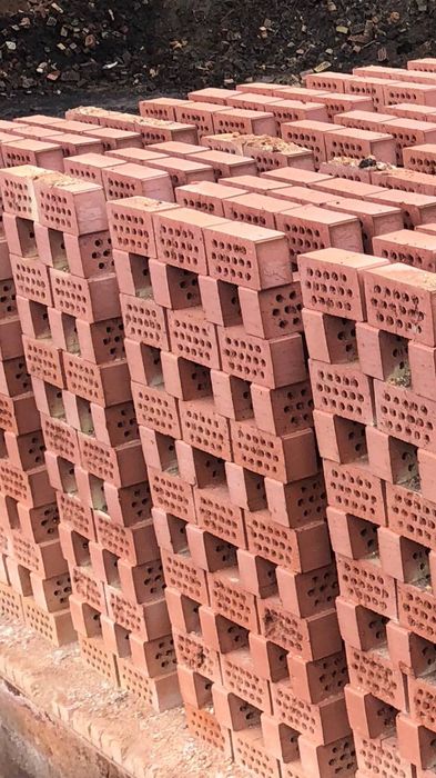 Pishkan gisht va xom gisht. Пишган гишт Ва Хом гишт.