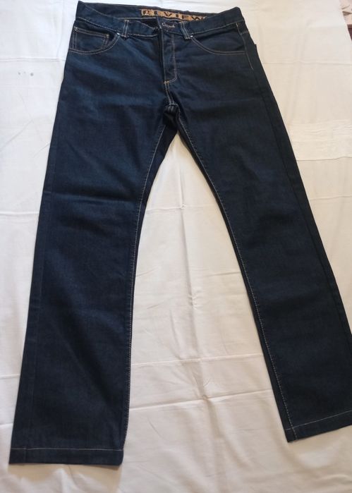 Blugi Review mărimea 32