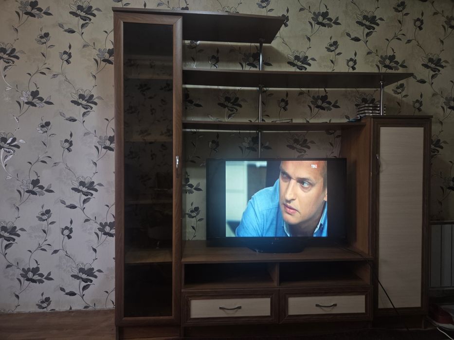 Стенка под телевизор