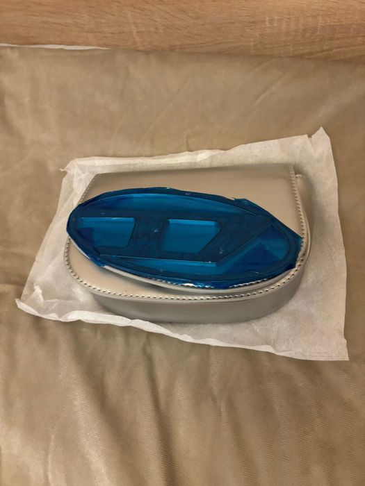 Нова чанта Diesel