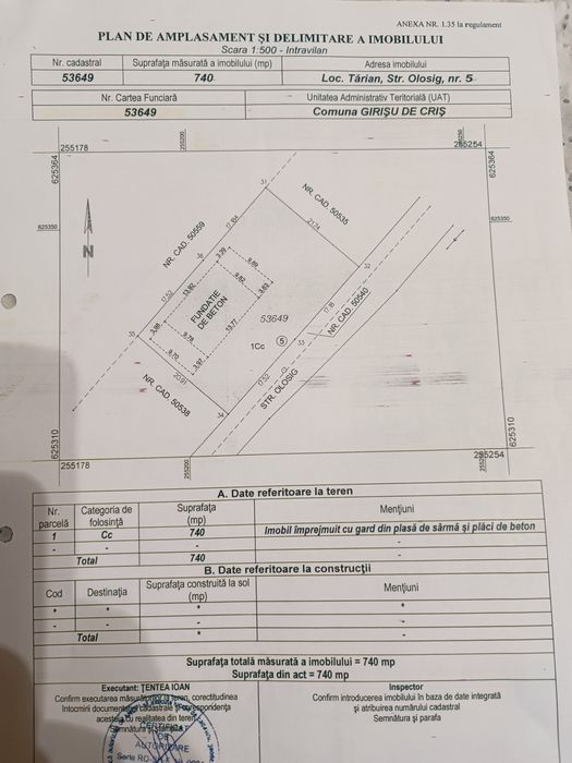 Vând teren intravilan cu proiect casa și fundație făcută.