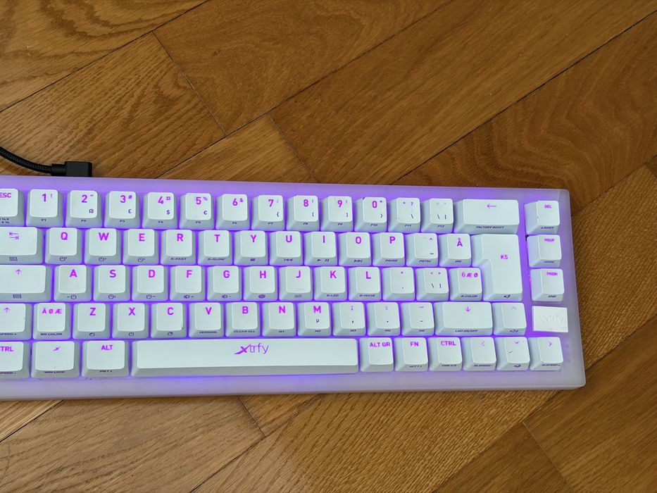 Tastatura mecanica Xtrfy Compact K5