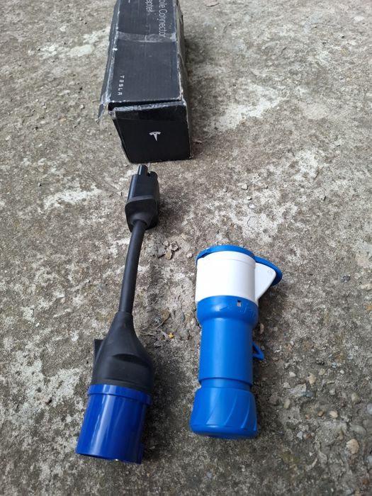 Адаптер  за зарядно Tesla Gen 2 Tesla Gen 2, 16a