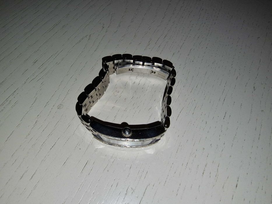 Ceasuri Armani dama elegante 2 modele 420 ron/ceas negociabil