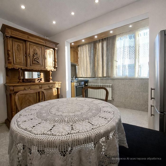 Дава се под наем Тристаен апартамент в София, Слатина - 89 кв.м за 700 € - Снимка #1