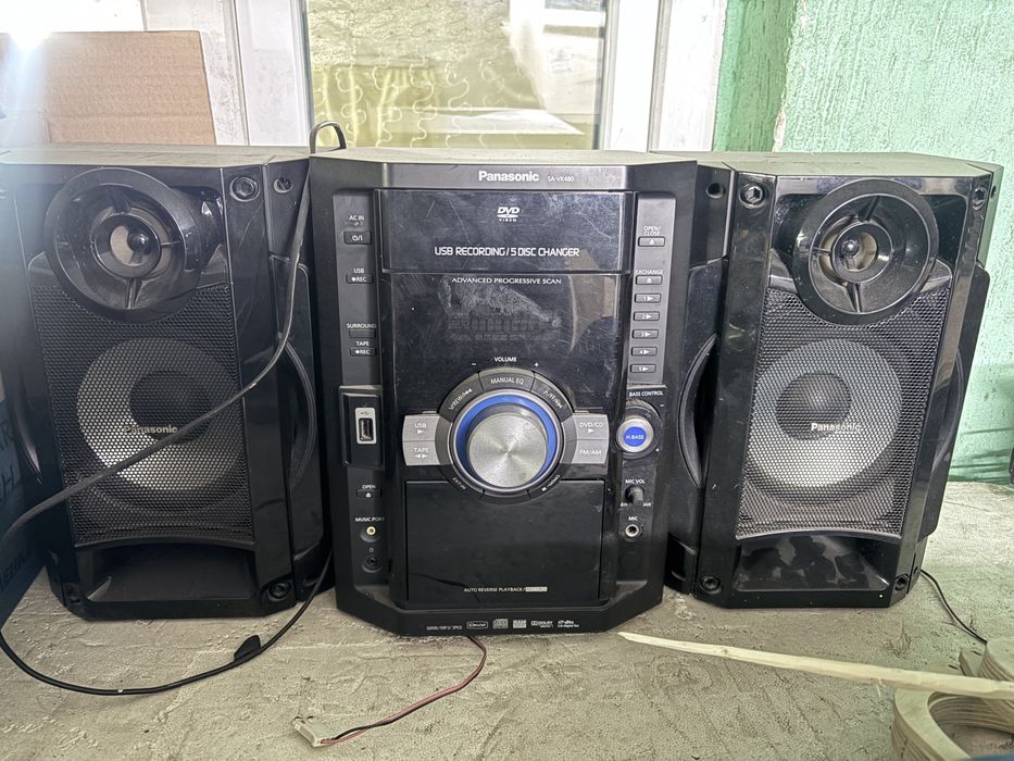 Продам музыкальный центр Panasonic работает всё